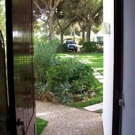 House With Beautiful Garden And Swimming Pool Quarteira
