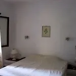 House With Beautiful Garden And Swimming Pool Tatil Evi *