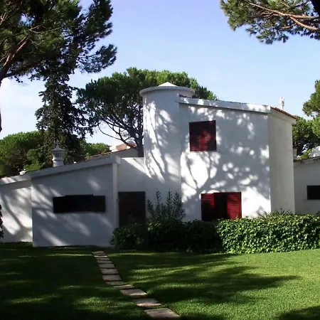 Holiday home House With Beautiful Garden And Swimming Pool *