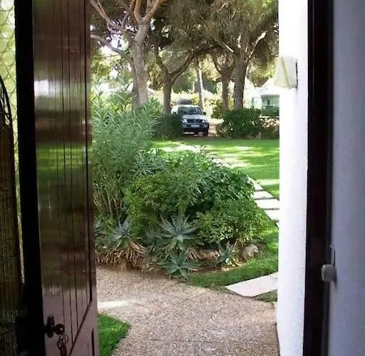 House With Beautiful Garden And Swimming Pool Quarteira