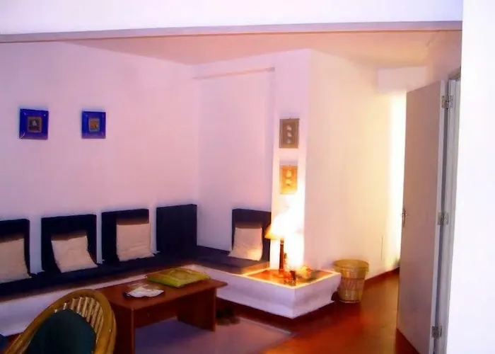 Semesterbostad House With Beautiful Garden And Swimming Pool Quarteira